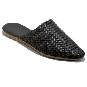 Universal Thread™ Elora Woven Mule Slip On Flats Casual or Dressy -Black